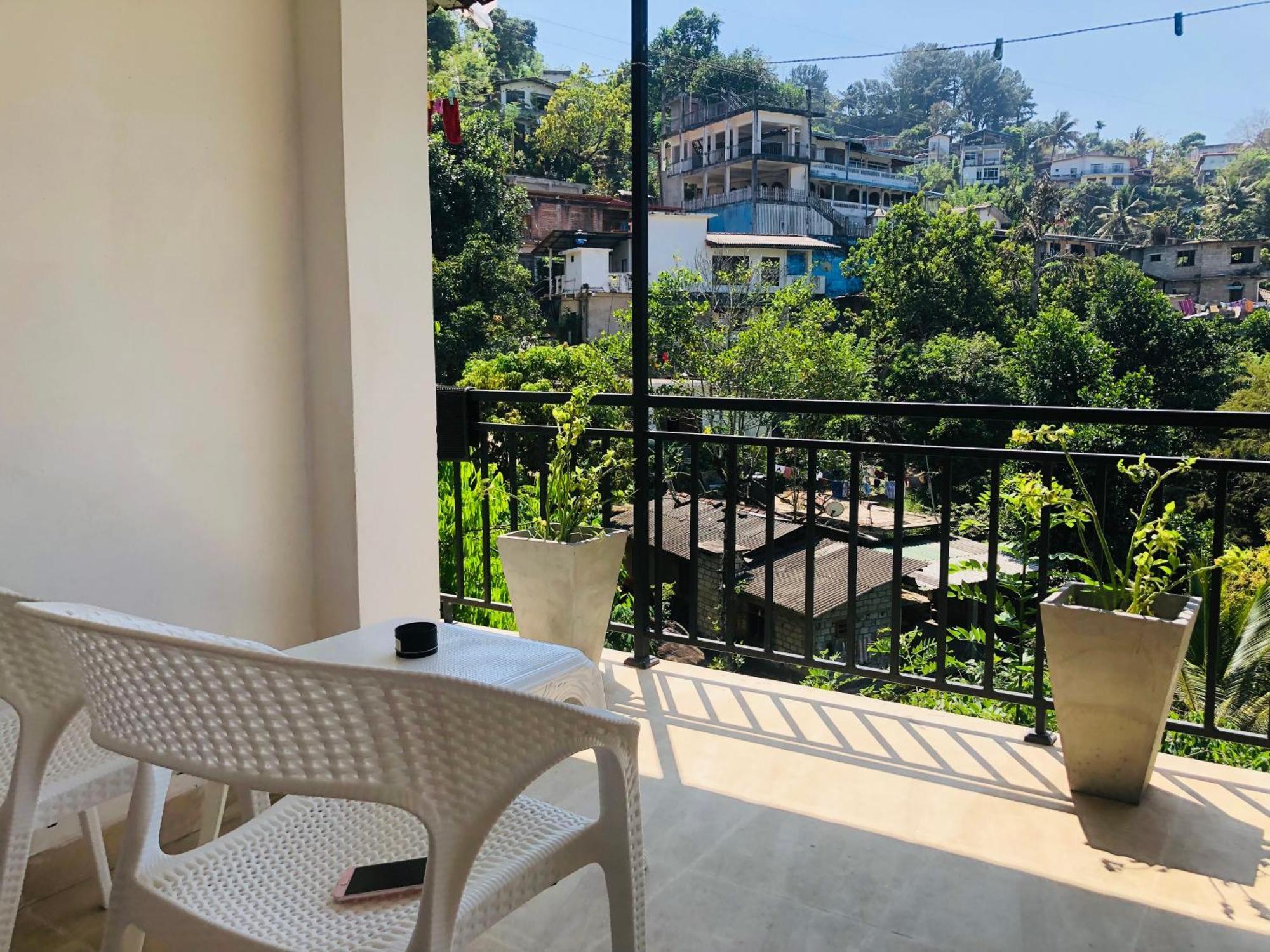 Kandy Dilruk Homestay Luaran gambar