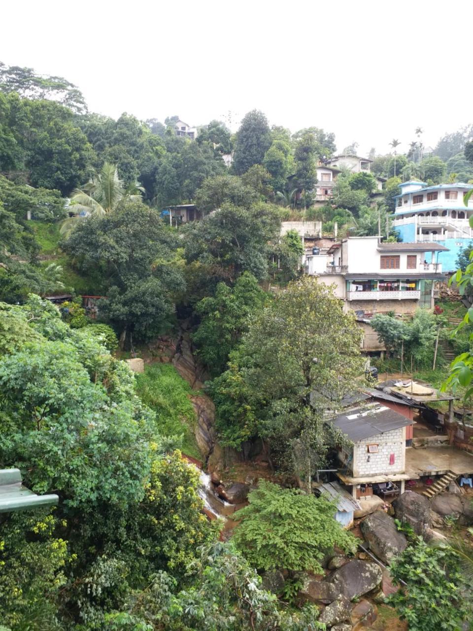 Kandy Dilruk Homestay Luaran gambar